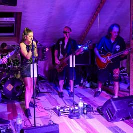 Le Bunker with Jewly – Tavannes